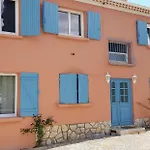 Beaux Climatisés - 3 Pièces - Espaces Extérieurs - Parking - Proche * Hyères