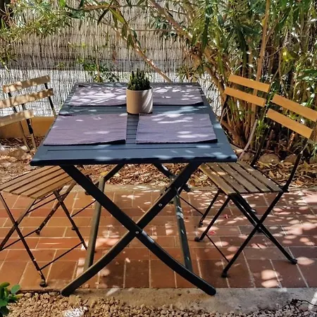 Beaux Climatises - 3 Pieces - Espaces Exterieurs - Parking - Proche Apartament