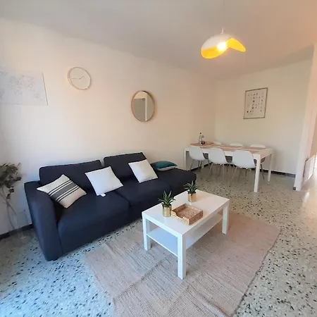 Апартаменти Beaux Climatises - 3 Pieces - Espaces Exterieurs - Parking - Proche Єр