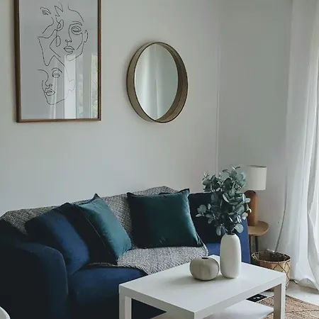 Beaux Climatises - 3 Pieces - Espaces Exterieurs - Parking - Proche Apartament *