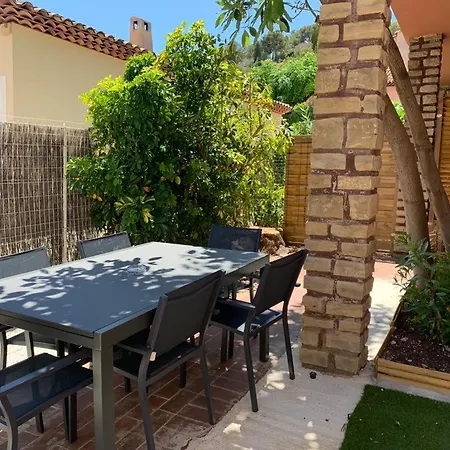 Beaux Climatises - 3 Pieces - Espaces Exterieurs - Parking - Proche Apartament