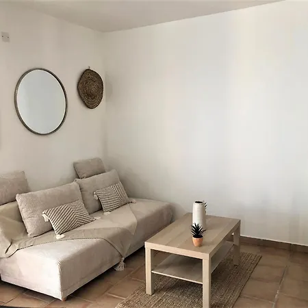 Apartament Beaux Climatises - 3 Pieces - Espaces Exterieurs - Parking - Proche Hyères