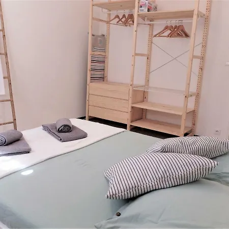 Apartament Beaux Climatises - 3 Pieces - Espaces Exterieurs - Parking - Proche