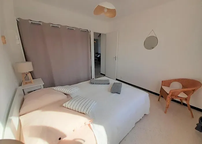 Beaux Climatises - 3 Pieces - Espaces Exterieurs - Parking - Proche Ιέρ