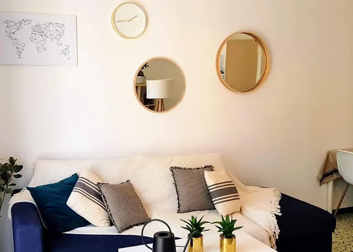 Beaux Climatises - 3 Pieces - Espaces Exterieurs - Parking - Proche *