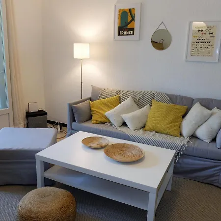 Beaux Climatises - 3 Pieces - Espaces Exterieurs - Parking - Proche * Hyères