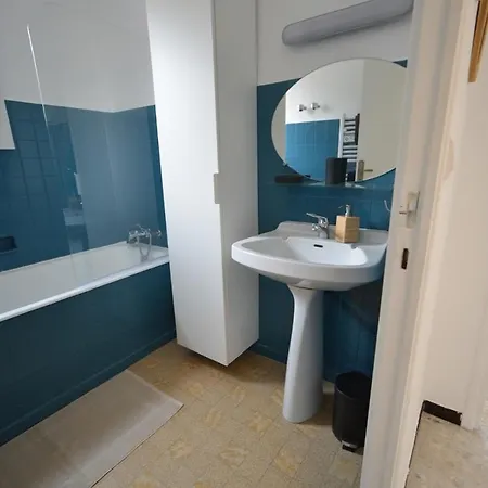 Appartement Beaux Climatises - 3 Pieces - Espaces Exterieurs - Parking - Proche