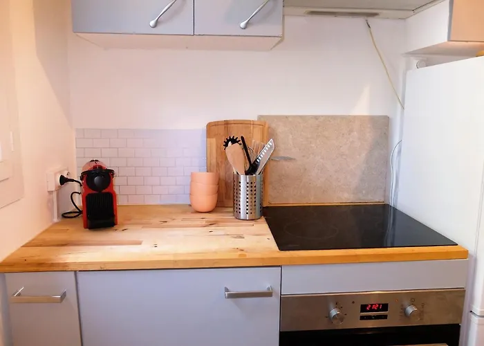 Beaux Climatisés - 3 Pièces - Espaces Extérieurs - Parking - Proche