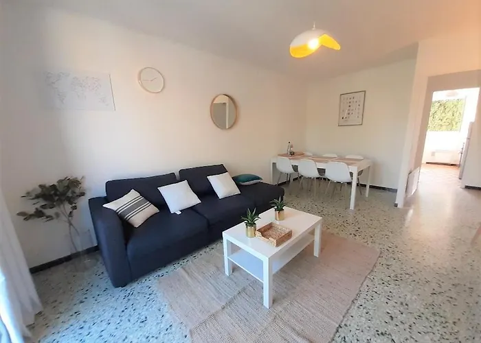 公寓 Beaux Climatises - 3 Pieces - Espaces Exterieurs - Parking - Proche 耶尔