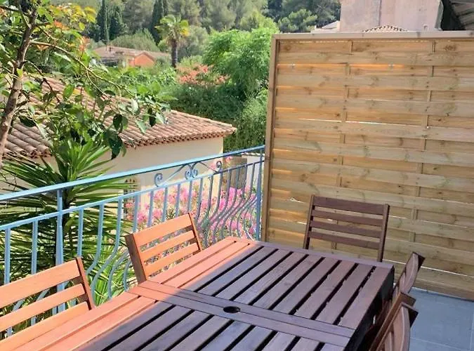 Beaux Climatisés - 3 Pièces - Espaces Extérieurs - Parking - Proche Appartamento