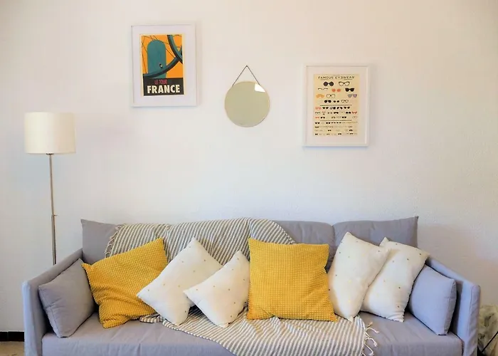 Beaux Climatisés - 3 Pièces - Espaces Extérieurs - Parking - Proche *